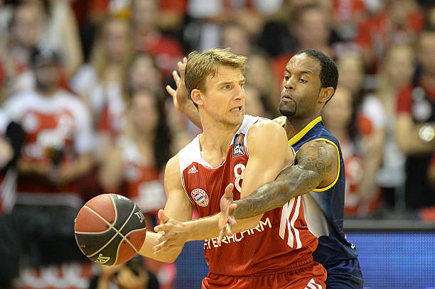 足球界对教 足球界对教